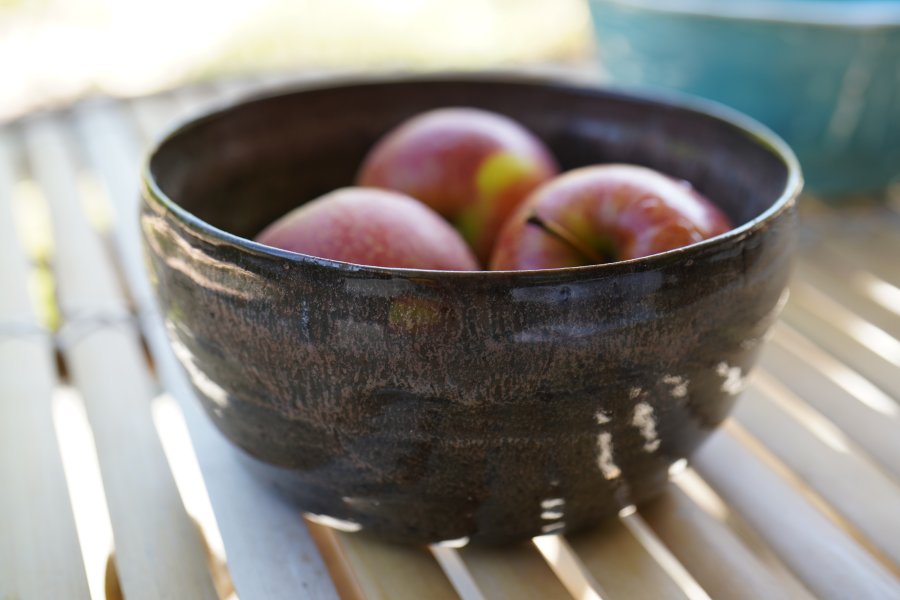 Keramik Bowl Schale handgetöpfer– braun schimmernd